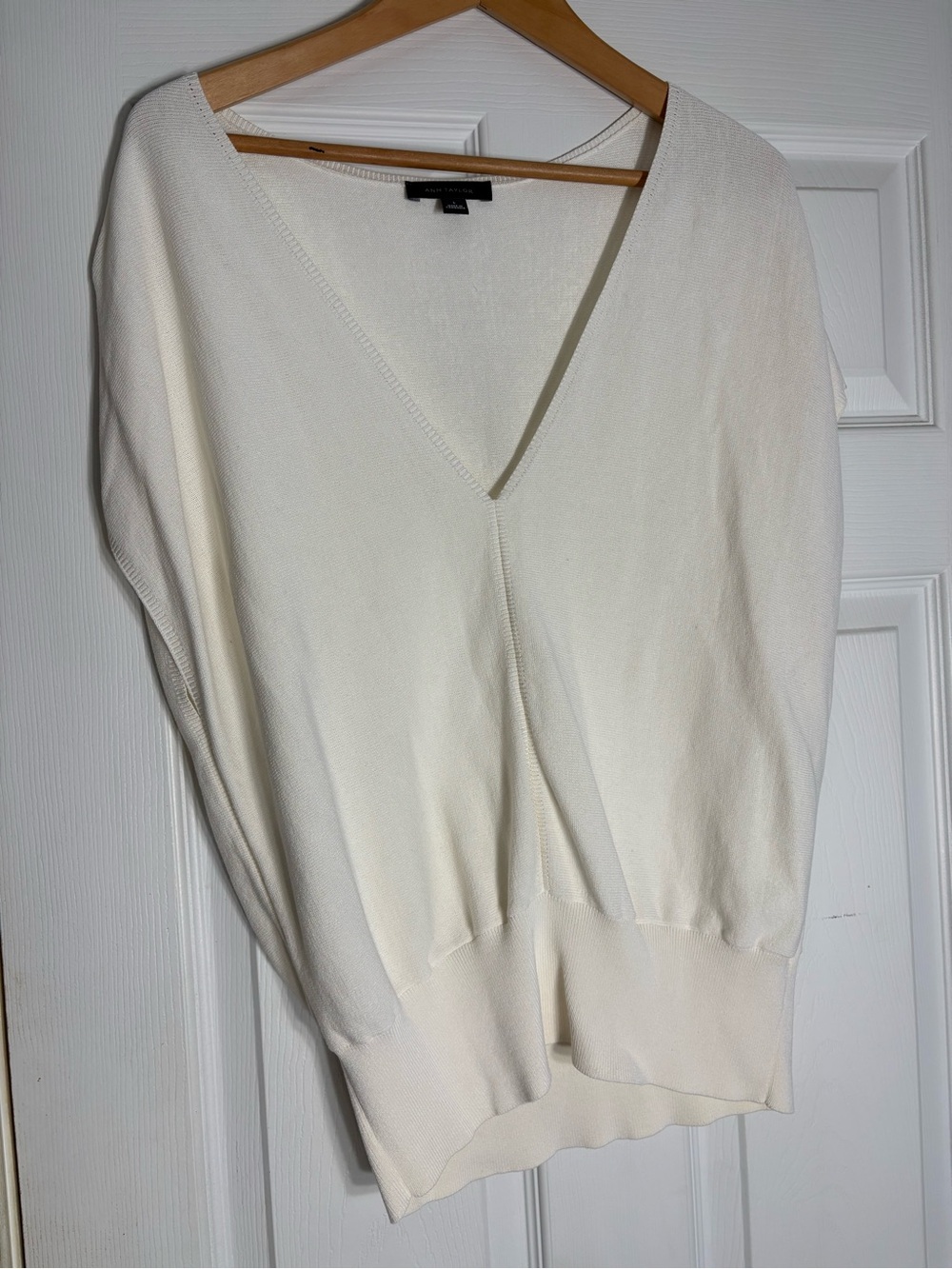 Ann Taylor Cream V-Neck Sweater